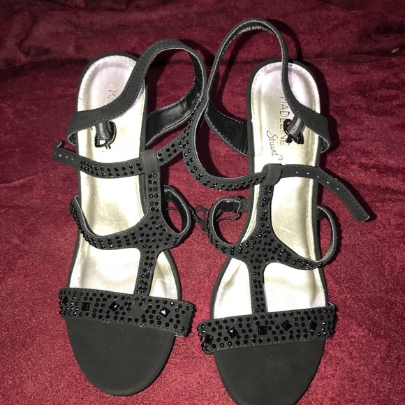 Madeline Stuart strappy gem evening shoes - Picture 2 of 8